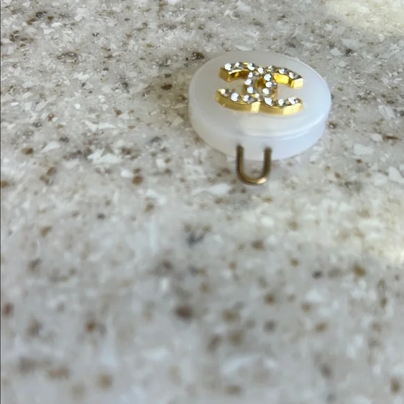 CHANEL Gold and White charms with Iconic CC Logo two charms included. - Picture 8 of 9